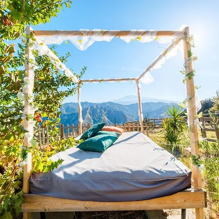 B&B Vista Alcantara Mountain Wellness